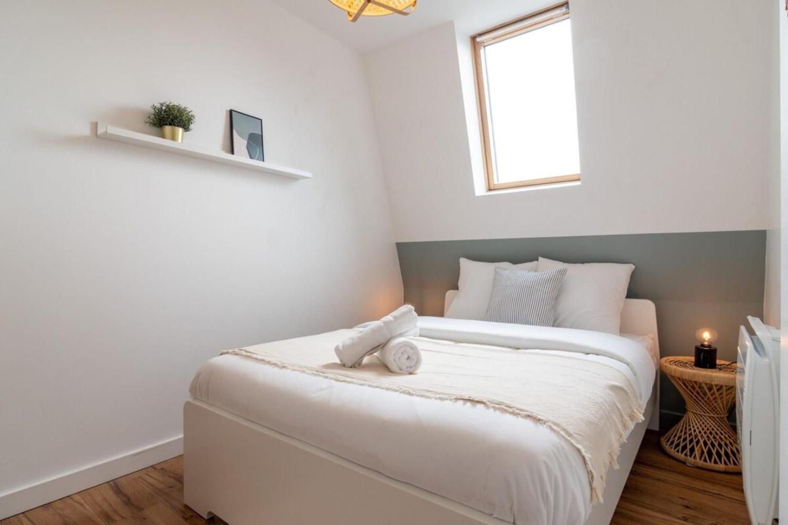 Apartment En Baroeul - Superb + Parking